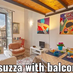 https://attico-al-politeama.sicilyhotelsitaly.net