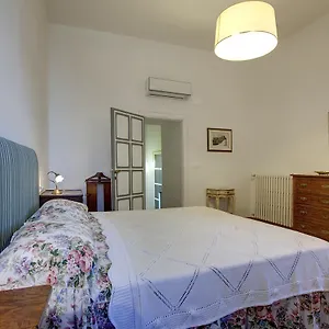 https://torre-donati.it-tuscanyhotel.com